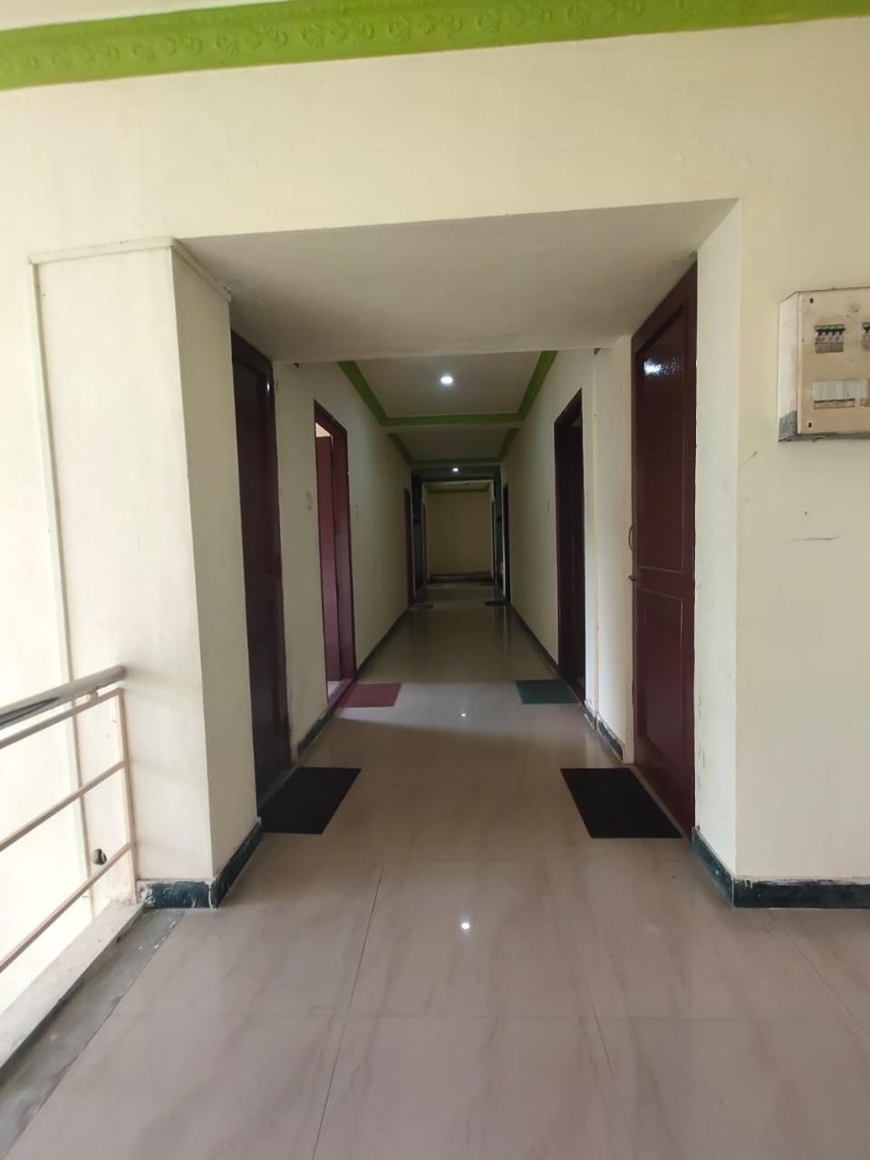 Hotel Ruchi Yercaud Ngoại thất bức ảnh